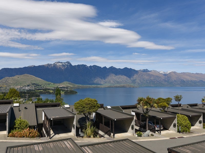 135M Fernhill Road, Fernhill, Queenstown - Carousel 1