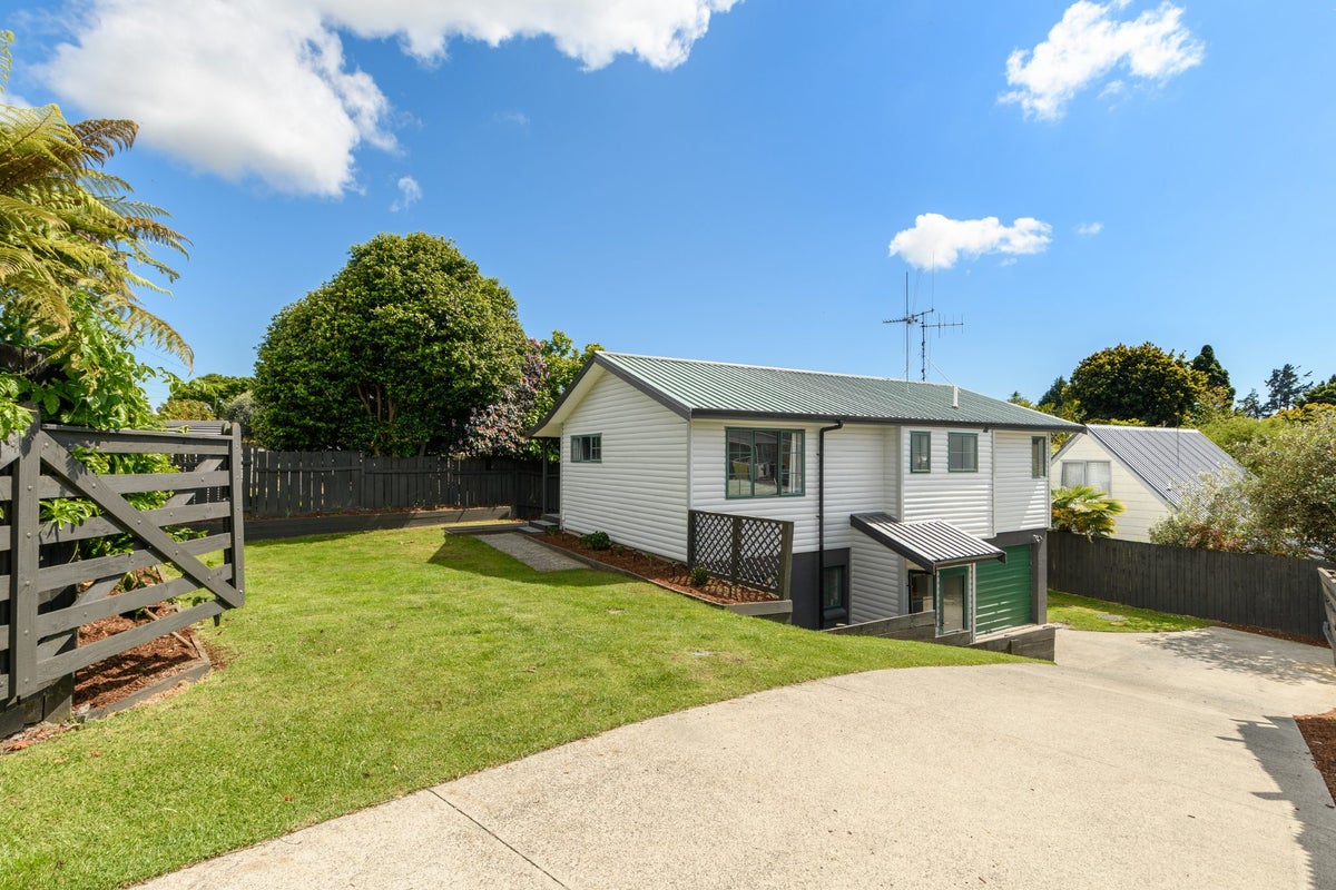 13 Waimapu Street, Greerton, Tauranga - Carousel 2