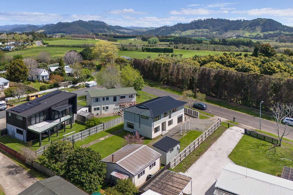 24 Koutunui Road, Athenree, Waihi Beach - Carousel 2