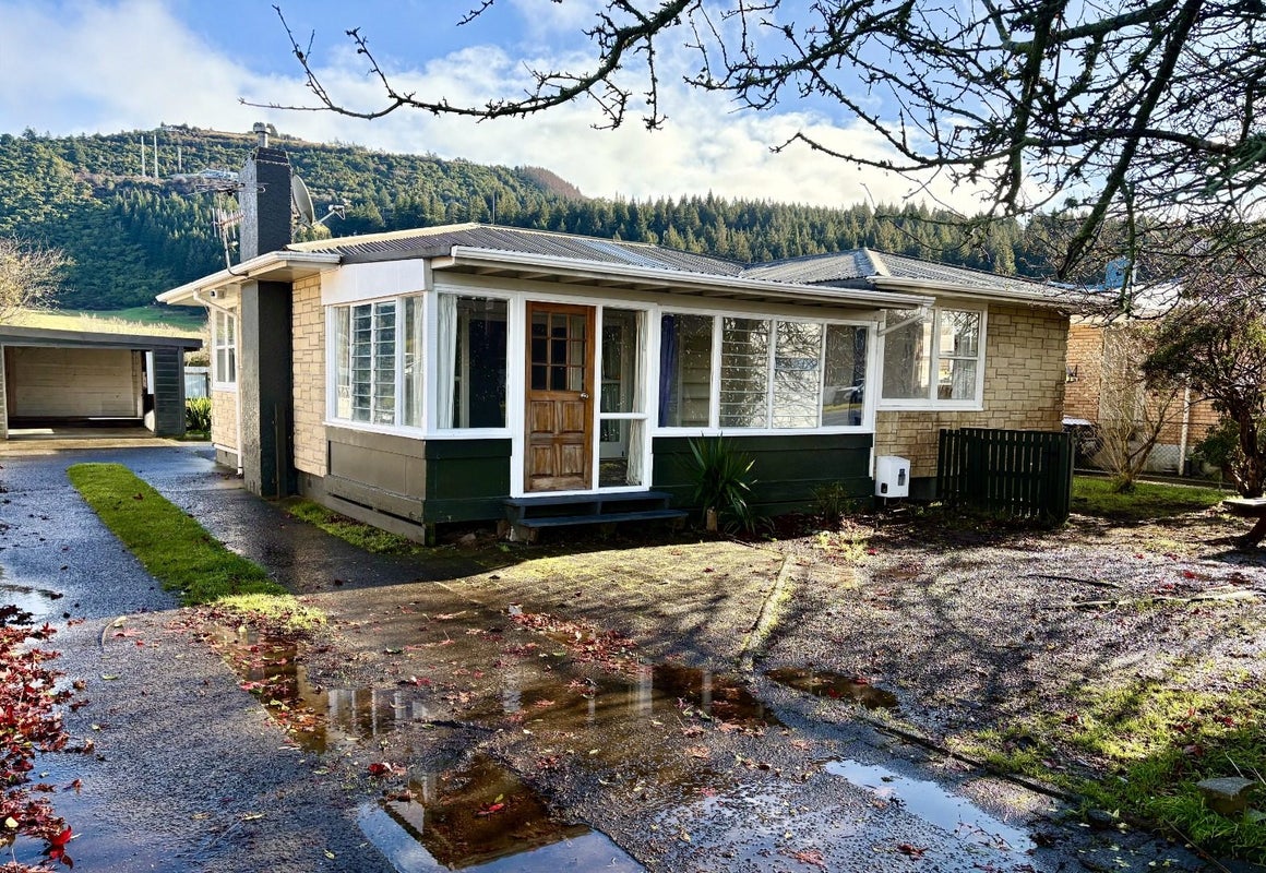 138 Fairy Springs Road, Fairy Springs, Rotorua - Carousel 1