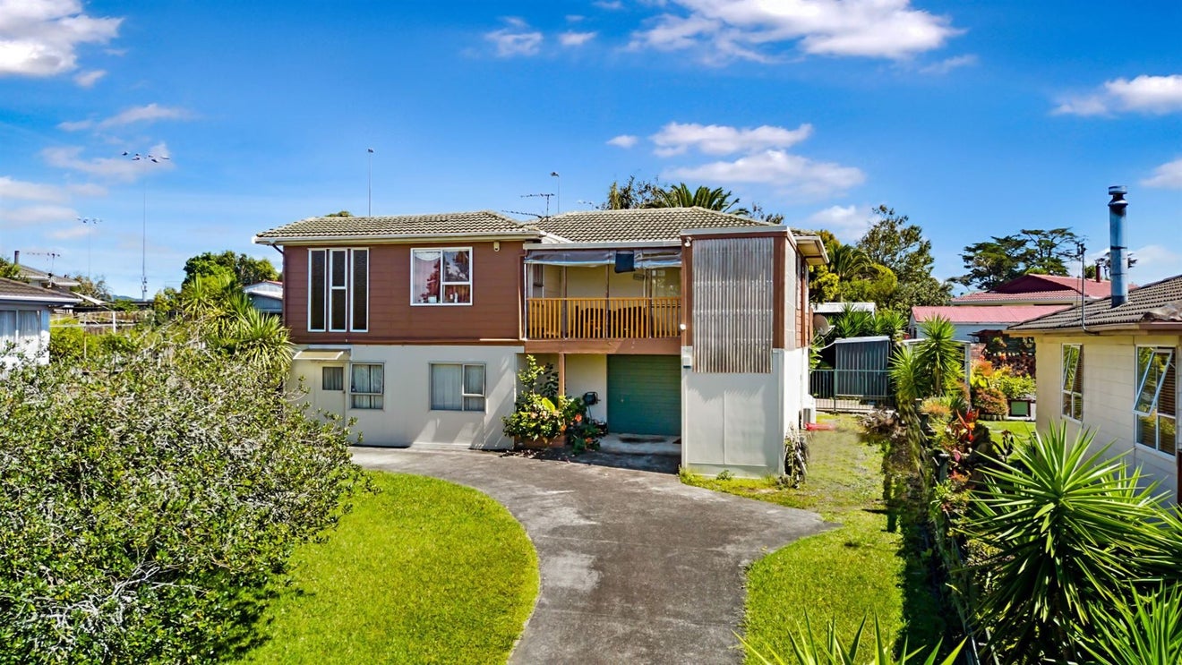 7 Starling Place, Ranui, Auckland - Carousel 1