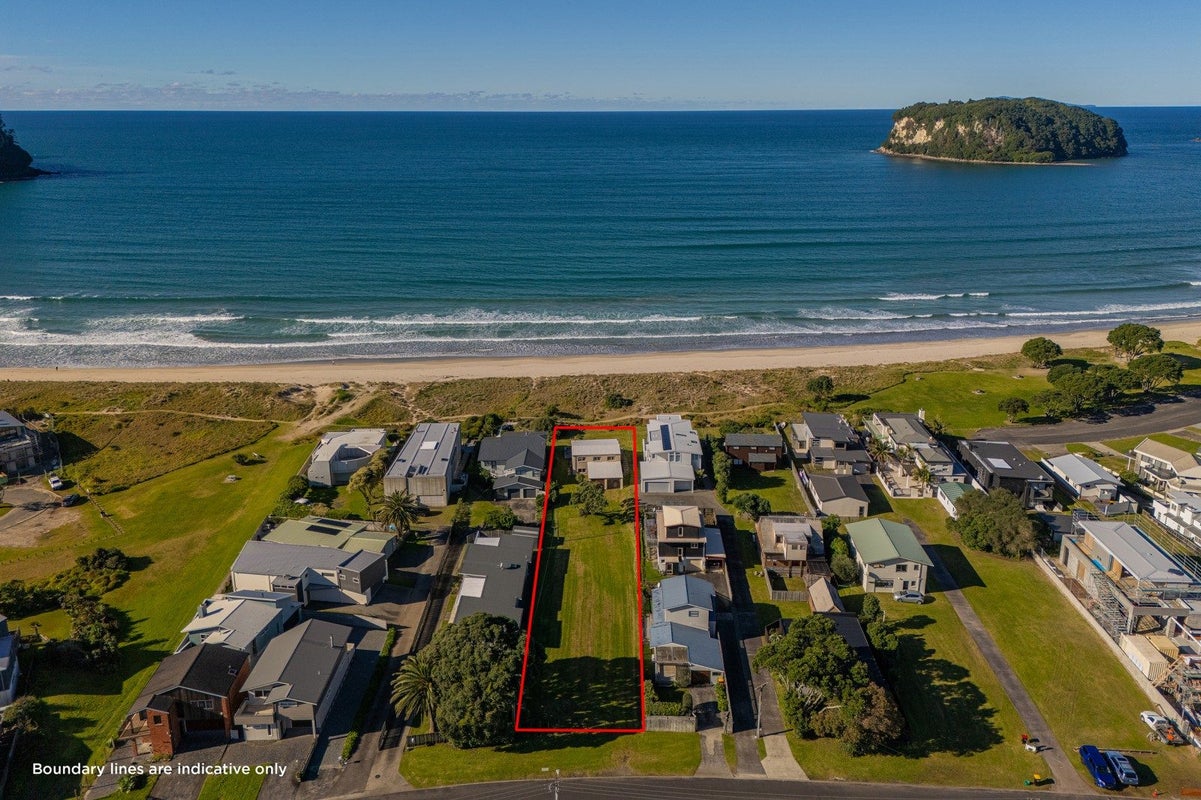 224 Beverley Terrace, Whangamata, Thames-Coromandel, Waikato - Carousel 2