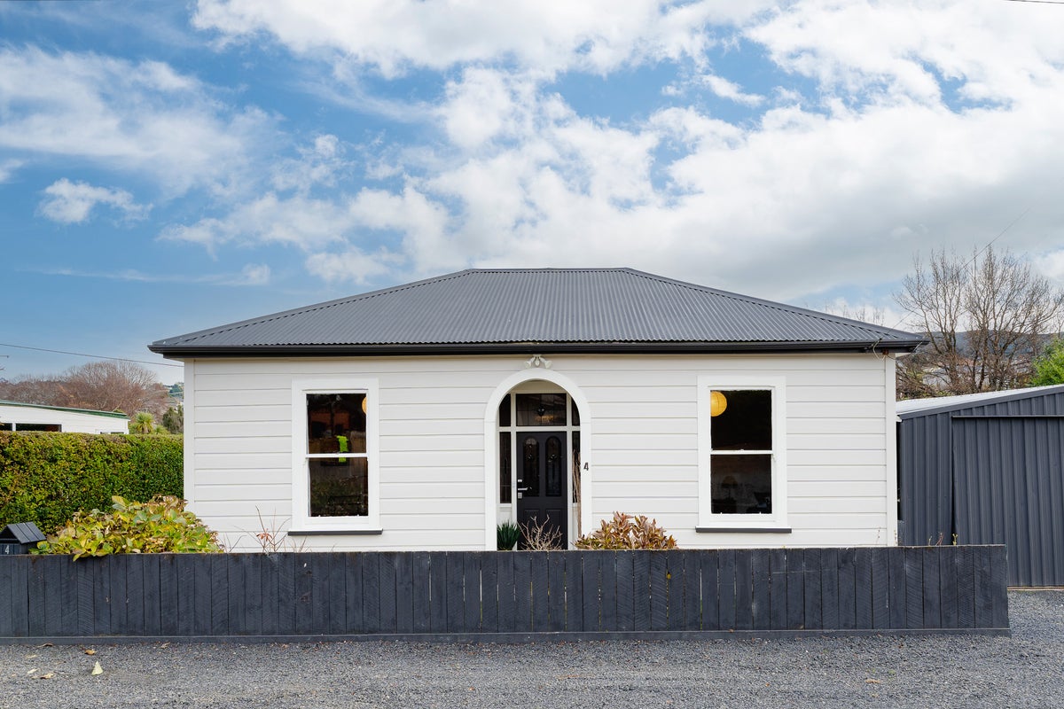 4 Eton Street, Kaikorai, Dunedin - Carousel 1