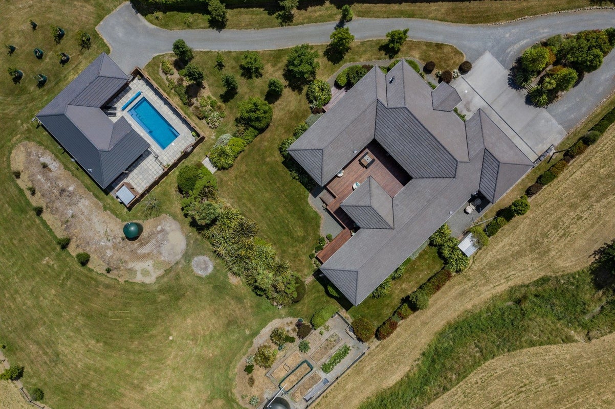 8 Leith Drive, Loburn, Rangiora - Carousel 2