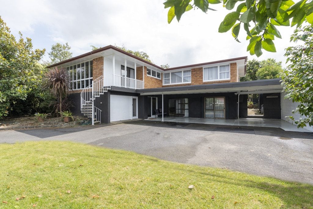 14 Vista Terrace, Hillcrest, Hamilton - Carousel 1