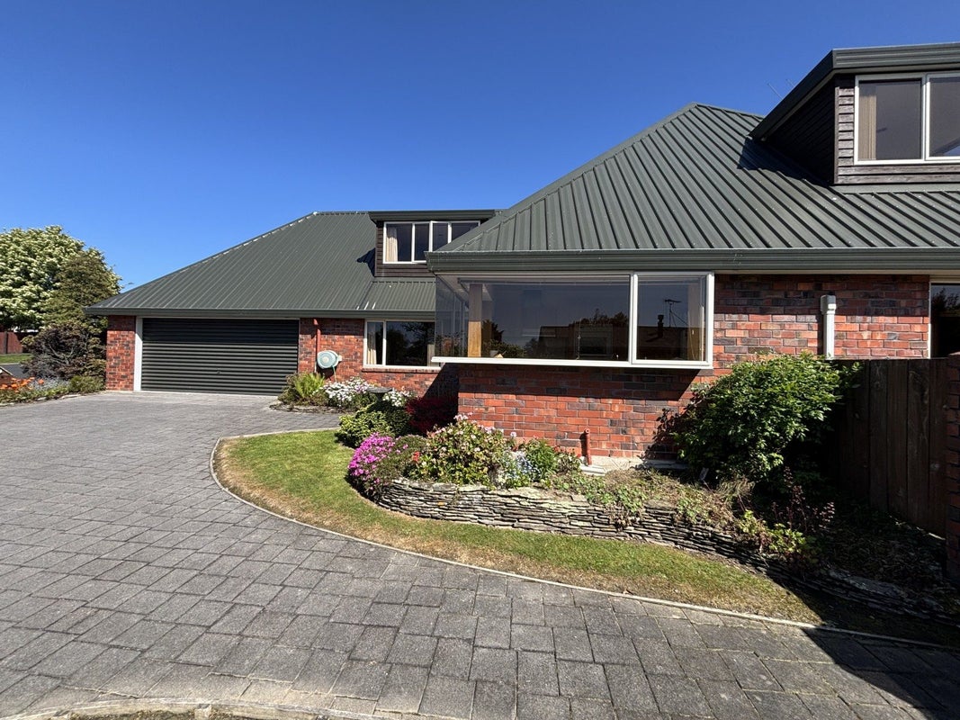 19 Walton Park Avenue, Fairfield, Dunedin - Carousel 2