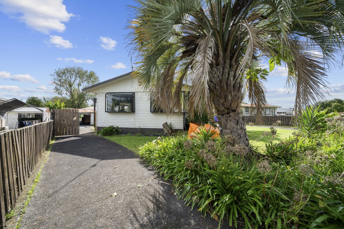 24 Cramond Drive, Mangere East, Auckland - Carousel 27