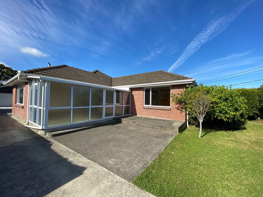 11 Downing Street, Hoon Hay, Christchurch - Carousel 1