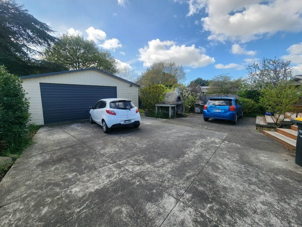 20 Gladson Avenue, Sockburn, Christchurch - Carousel 20