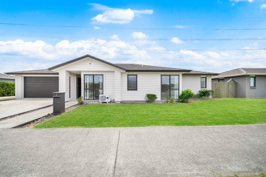 6 Biplane Street, Takanini, Auckland - Carousel 1