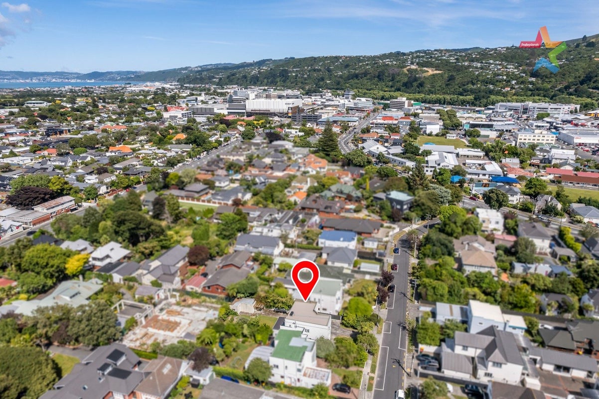 16 Marina Grove, Hutt Central, Lower Hutt - Carousel 22