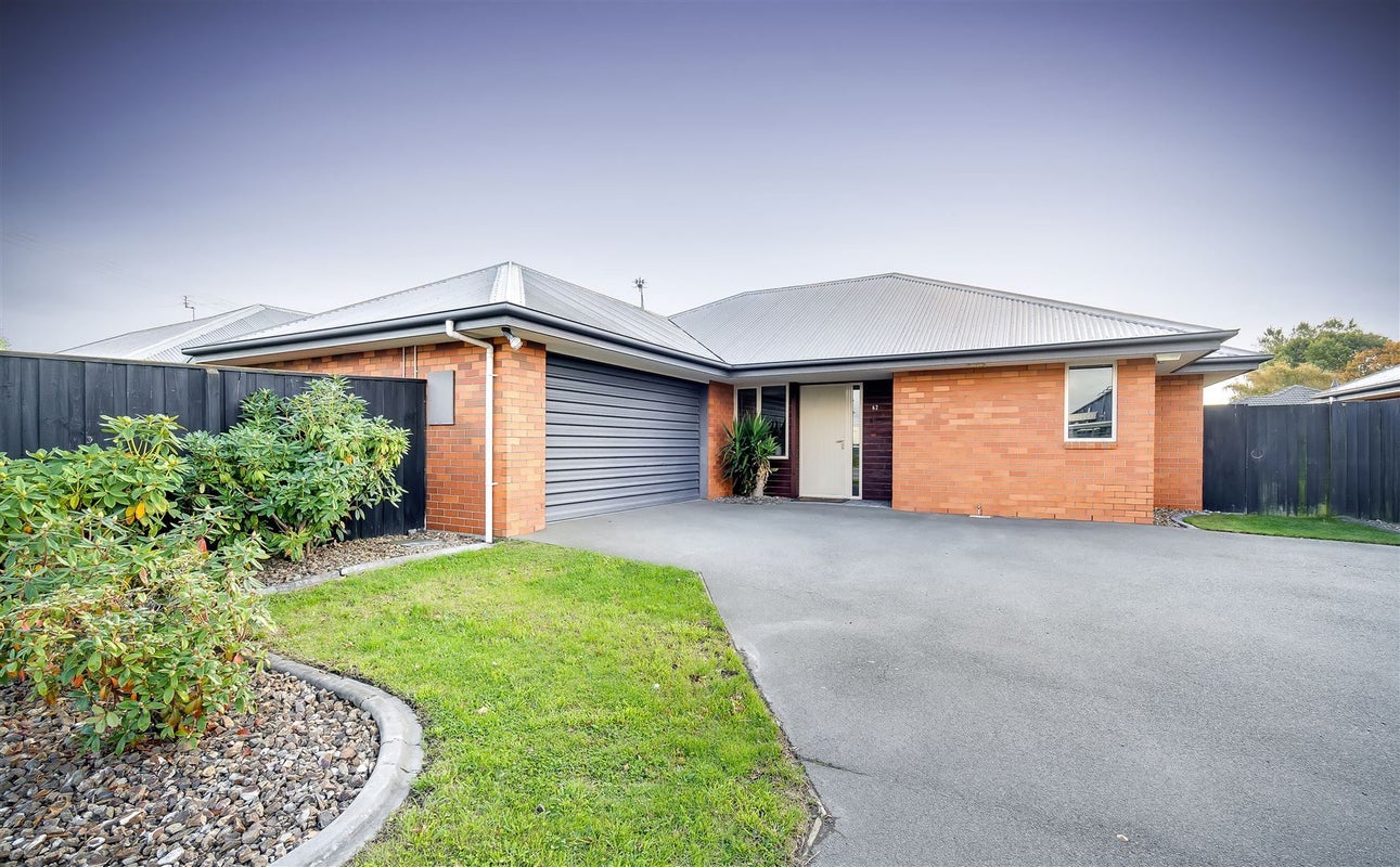 62 Shands Road, Hornby, Christchurch - Carousel 1