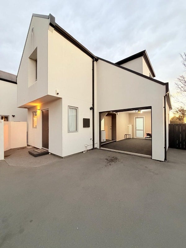 1/84 Shakespeare Road, Waltham, Christchurch - Carousel 1