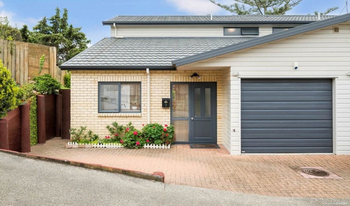 5/55 Verbena Road, Birkdale, Auckland - Carousel 1