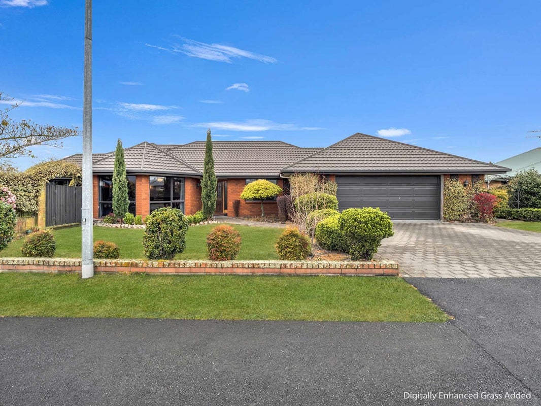 70 Leeston Street, Hampstead, Ashburton - Carousel 1