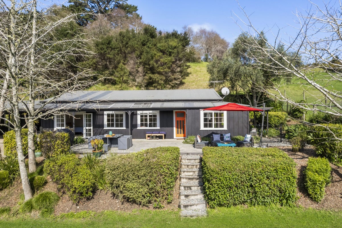 62 Potter Road, Albany - Carousel 1