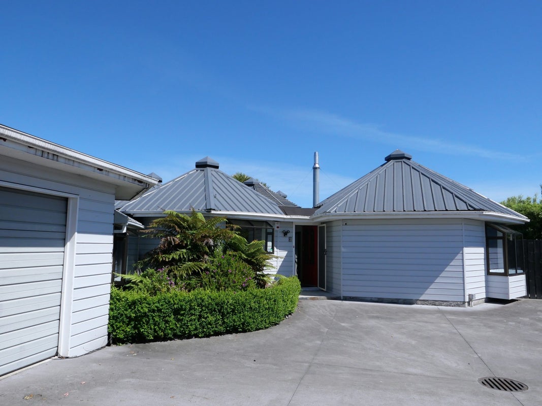 3 Nugget Grove, Raumati Beach, Paraparaumu - Carousel 2