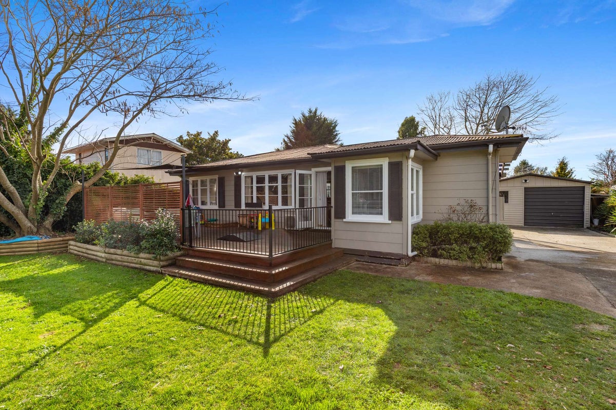 57 Lee Road, Hannahs Bay, Rotorua - Carousel 2