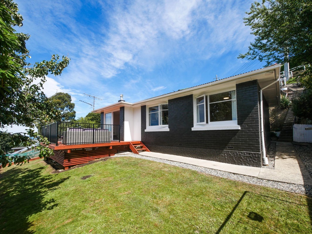 7 Avoca Street, Mornington, Dunedin - Carousel 2