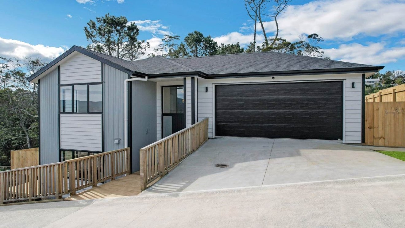 14 Ara Mara Hua, Henderson, Auckland - Carousel 1