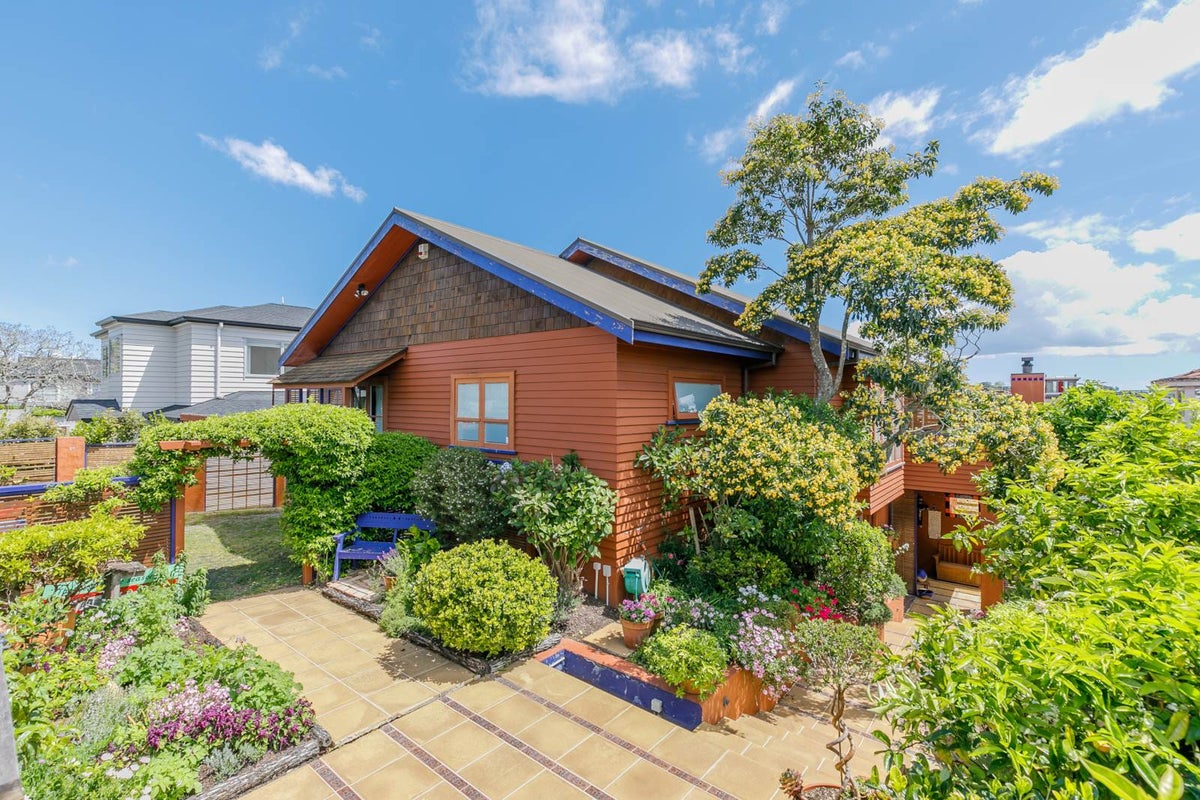 48 Temple Street, Meadowbank, Auckland - Carousel 1