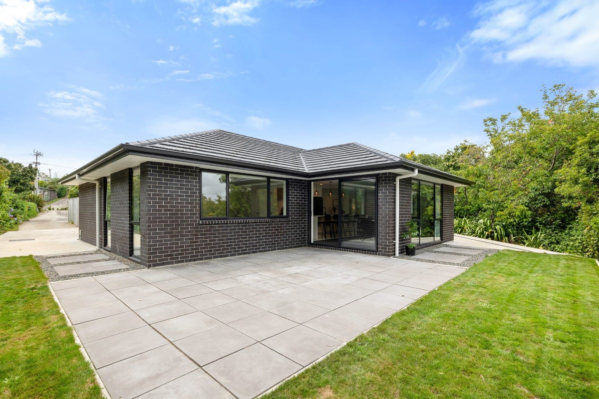 278A Tukapa Street, Hurdon, New Plymouth - Carousel 1