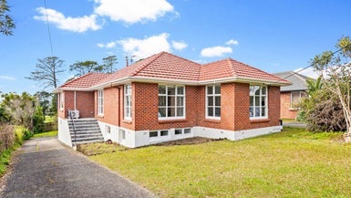 6 Tiki Street, New Lynn, Auckland - Carousel 1