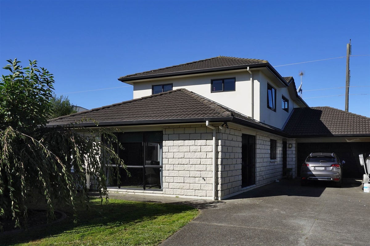 47 Wiltshire Drive, Huntington, Hamilton - Carousel 1