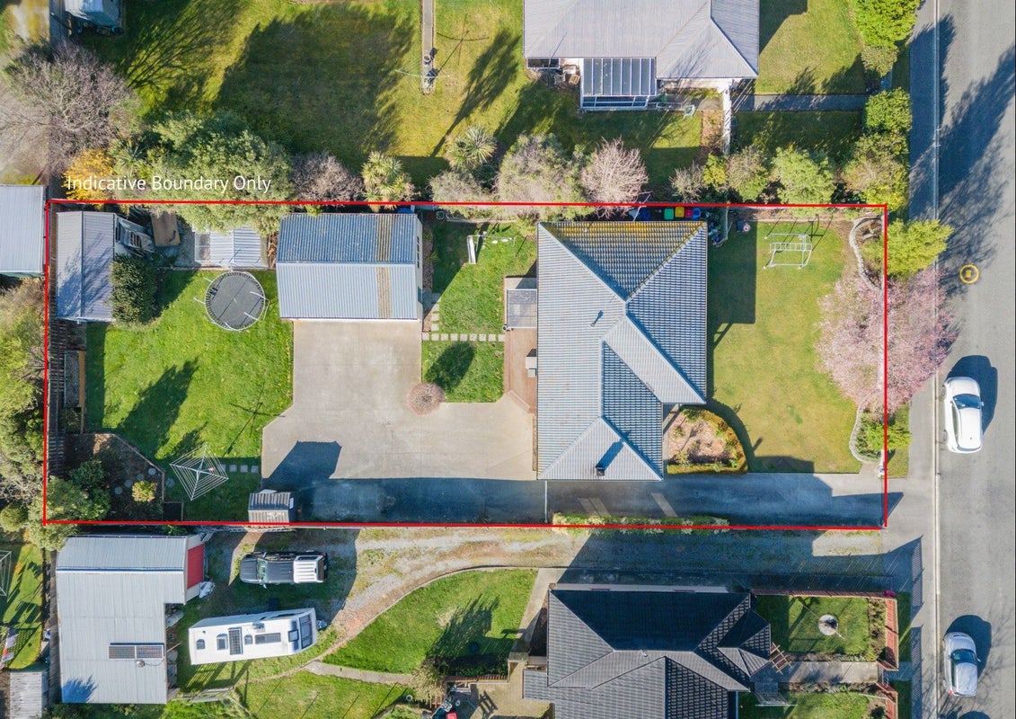 10 Studholme Street, Temuka - Carousel 12