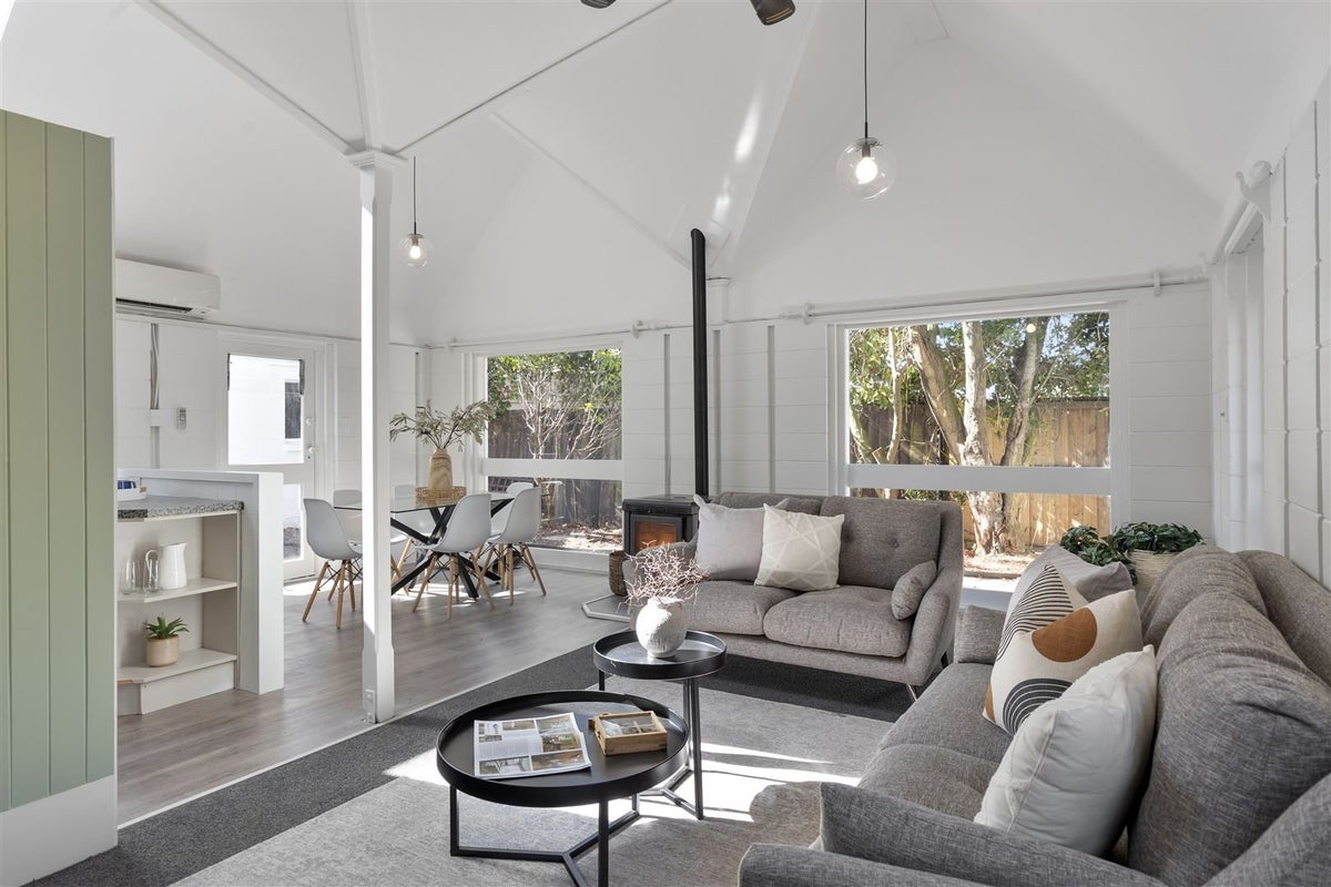 33 Hornsby Street, Bishopdale, Christchurch - Carousel 21