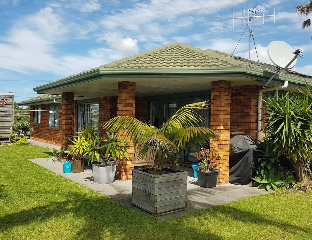 152 One Tree Point Road, One Tree Point - Carousel 2