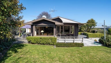 17 Hilden Place, Hilltop, Taupo - Carousel 1