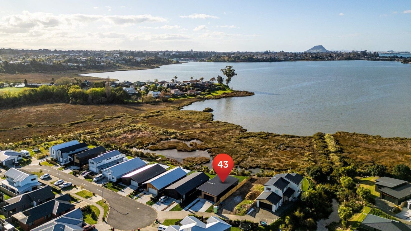 43 Hinaki Street, Poike, Tauranga - Carousel 1