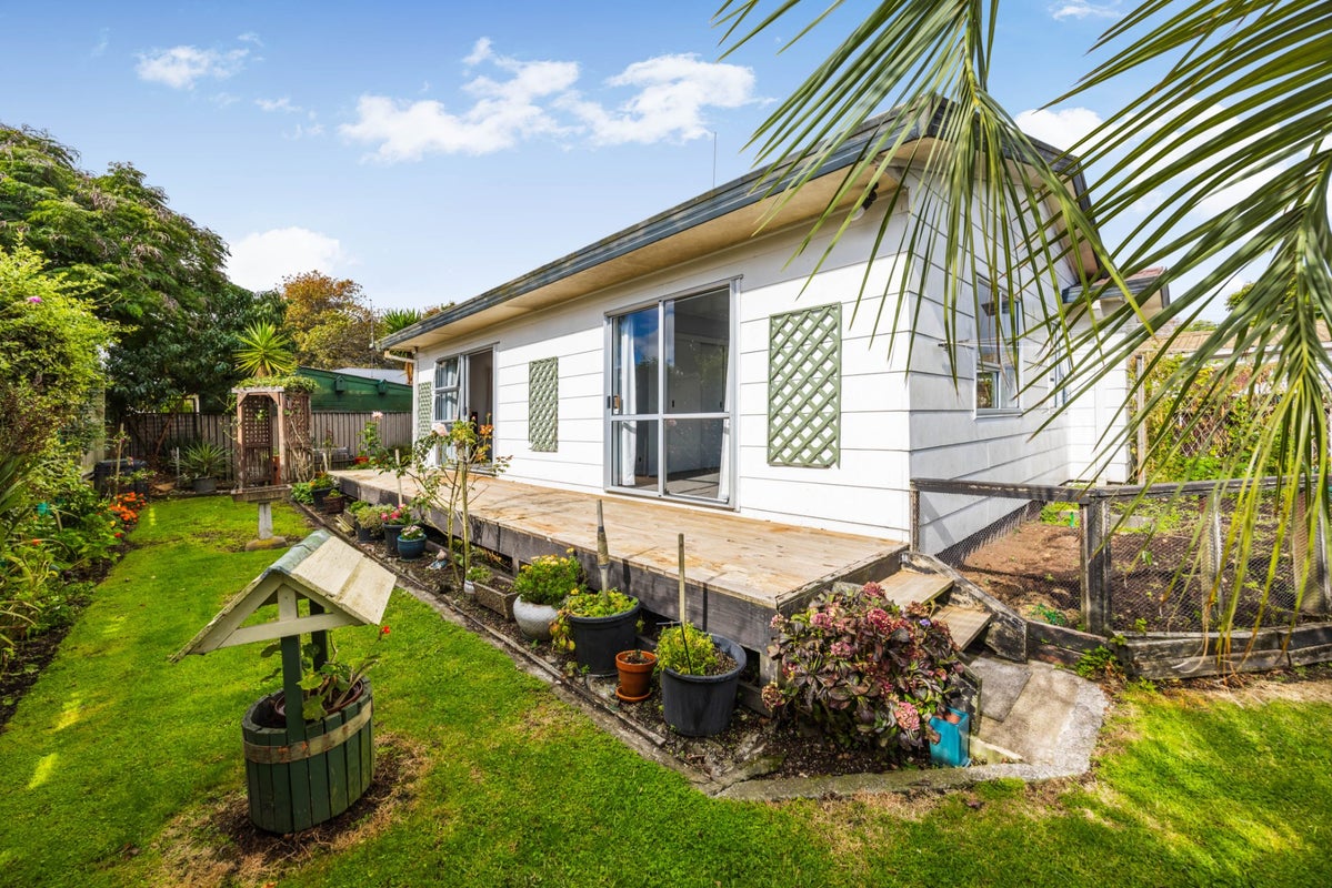 52A Cosgrave Road, Papakura, Takanini - Carousel 1