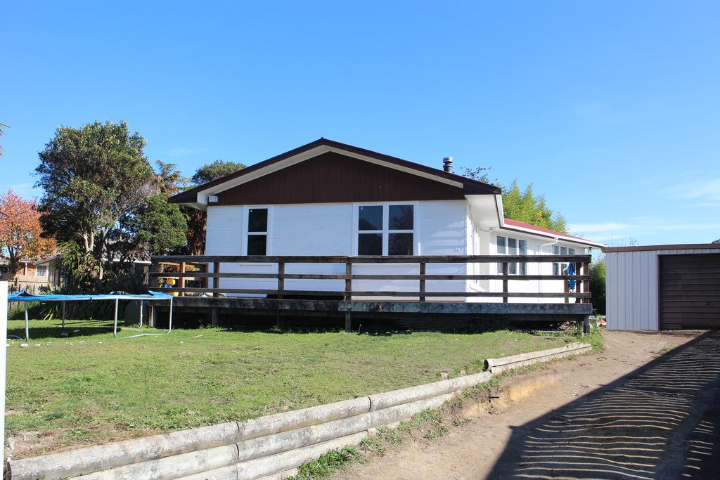 30 Harold Crescent, Fordlands, Rotorua - Carousel 1