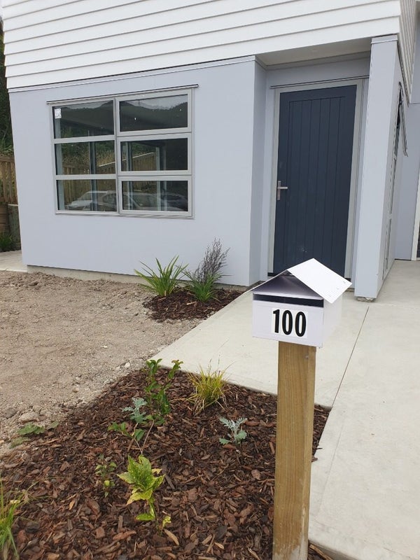 100 Meremere Street, Wainuiomata, Lower Hutt - Carousel 11
