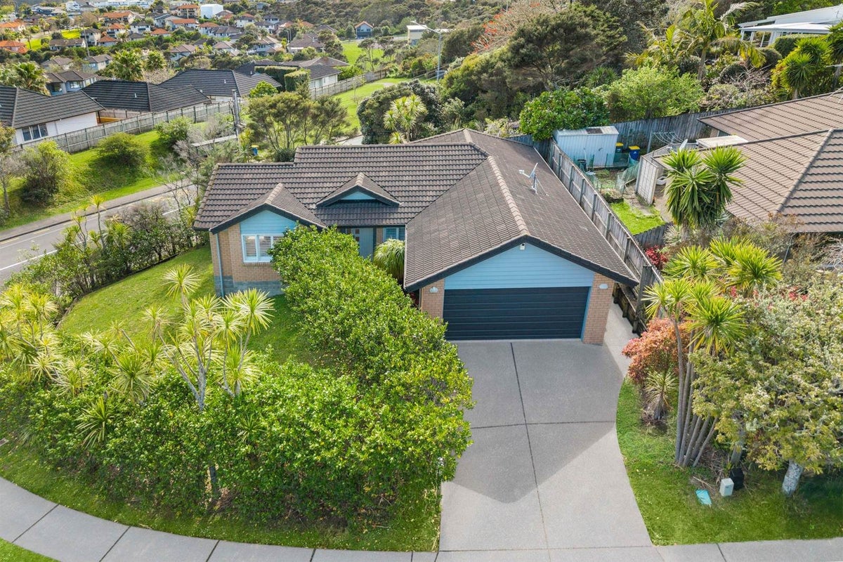 2 Durbin Court, Greenhithe, Auckland - Carousel 1