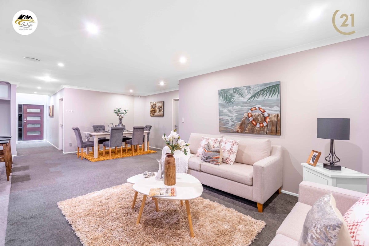 30 Arranmore Drive, Flat Bush, Auckland - Carousel 2
