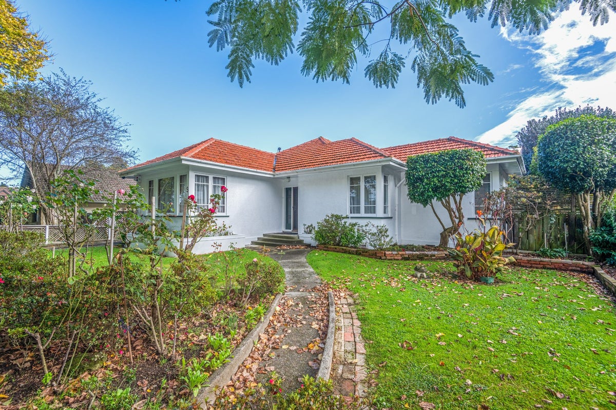 9 Chaytor Street, West End, Palmerston North - Carousel 17