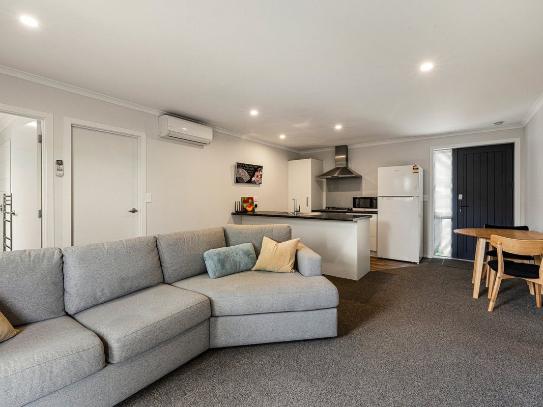 2/21 Fifth Avenue, Enderley, Hamilton - Carousel 1