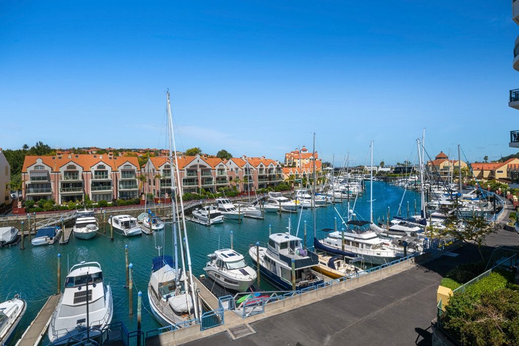 15 Waterside Crescent, Gulf Harbour, Whangaparaoa - Carousel 1