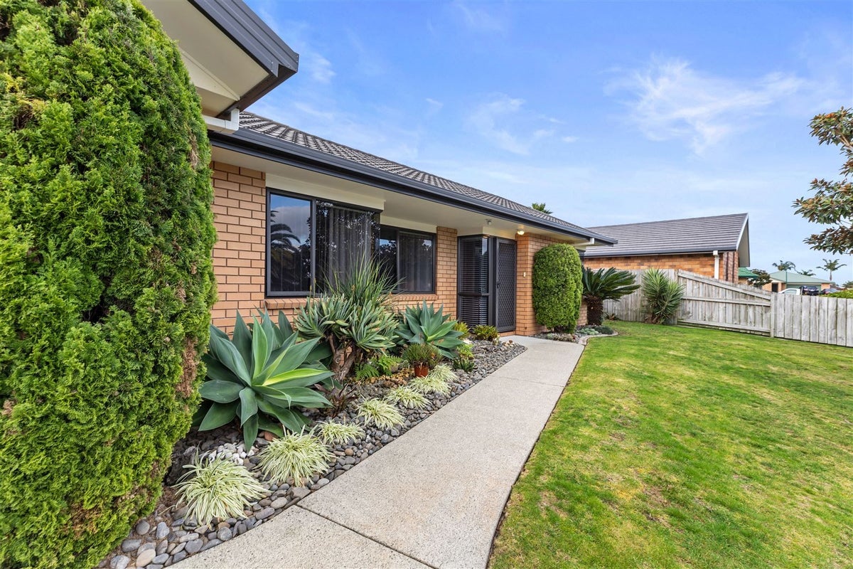 44 Summerland Crescent, Papamoa Beach, Papamoa - Carousel 2