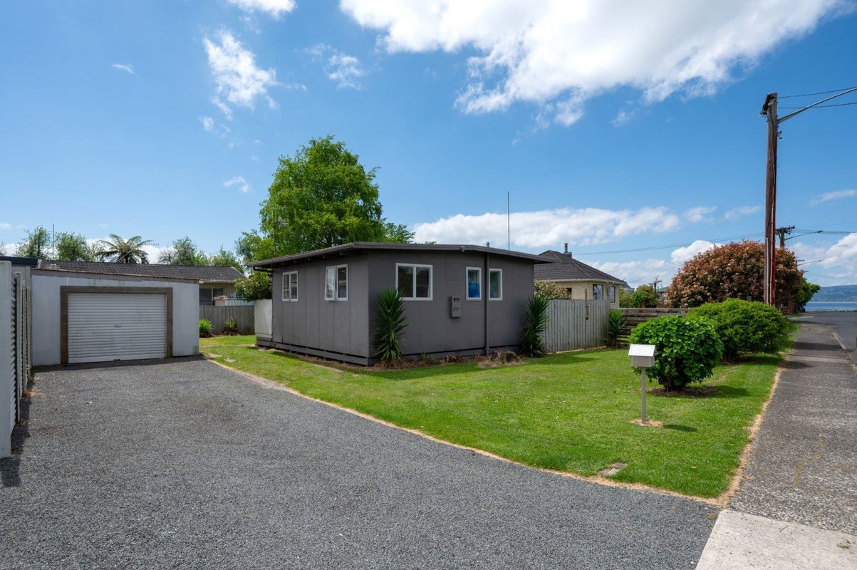 2A Karenga Street, Koutu, Rotorua - Carousel 1