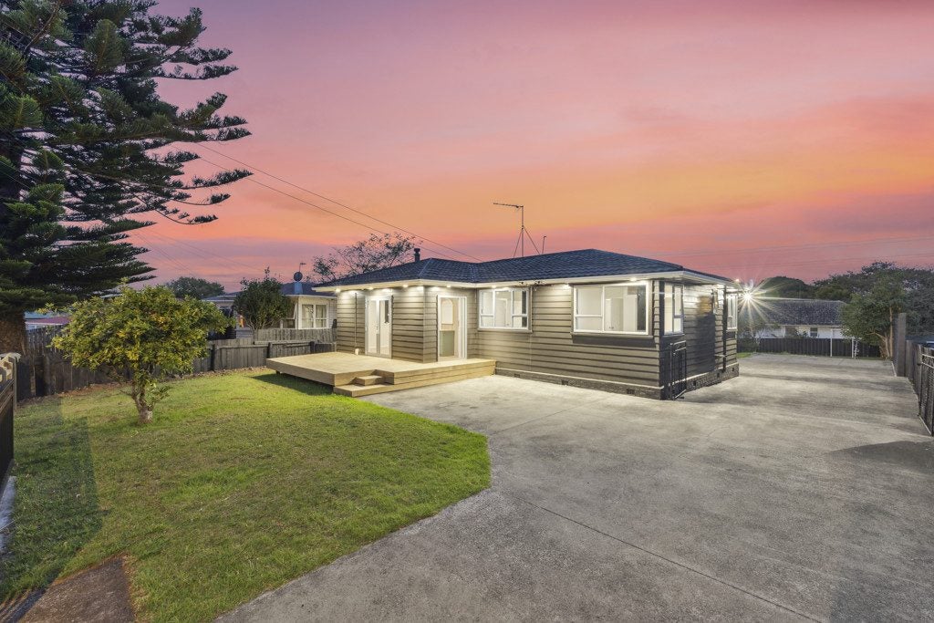 27 Cornwall Road, Papatoetoe, Auckland - Carousel 17
