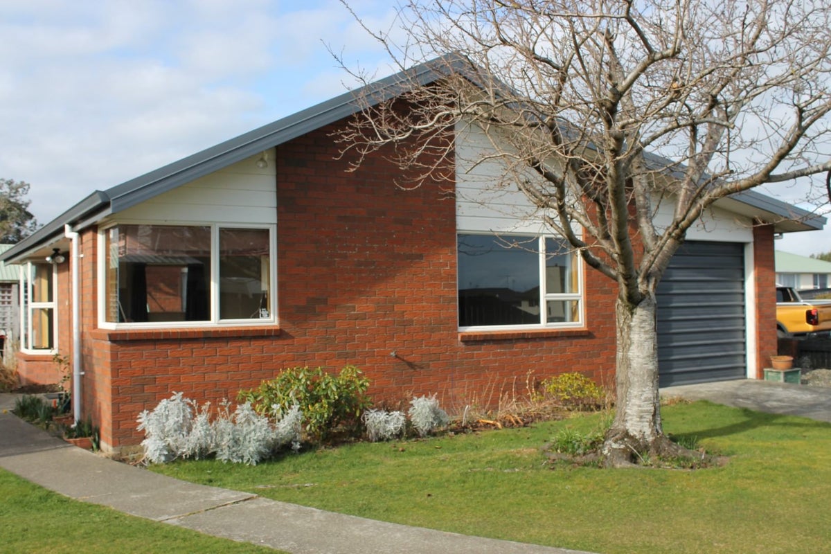 1/72 Bainfield Road, Waikiwi, Invercargill - Carousel 1