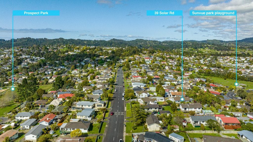 39 Solar Road, Glen Eden, Auckland - Carousel 23