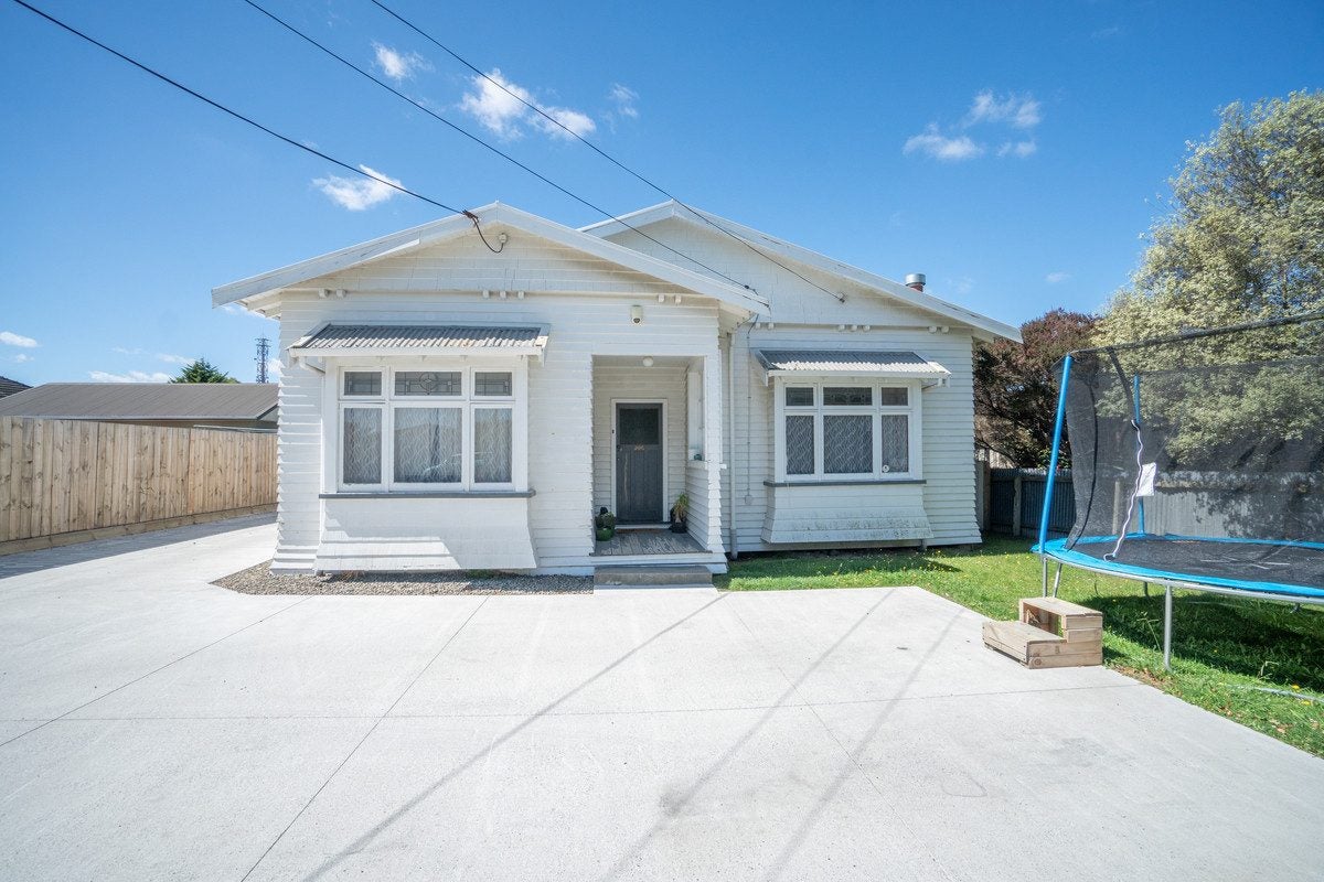 15A Leeds Street, Milson, Palmerston North - Carousel 1