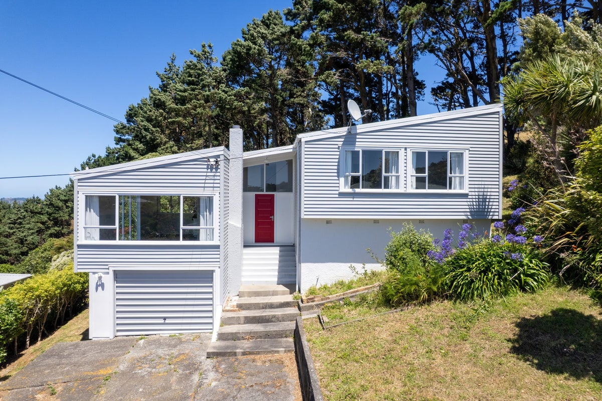 37 Spenmoor Street, Newlands, Wellington - Carousel 1