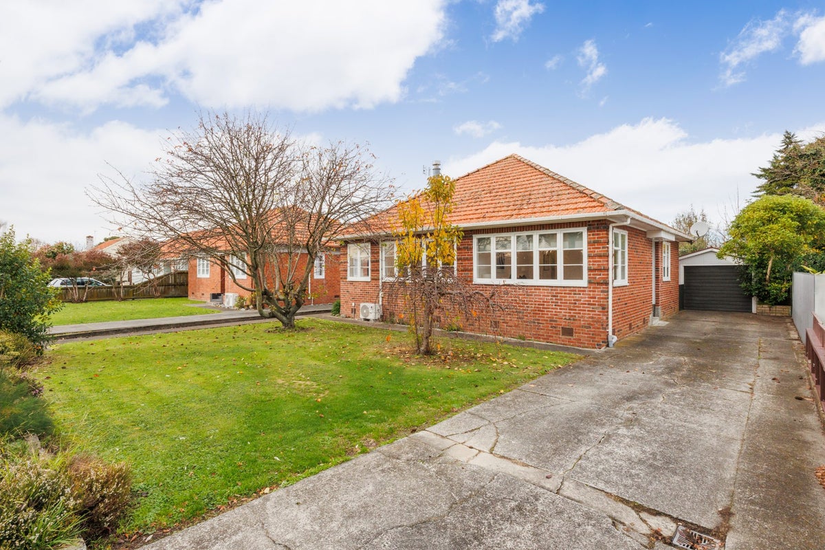 260 College Street, West End, Palmerston North - Carousel 1