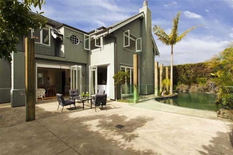 299A Riddell Road, Glendowie, Auckland - Carousel 1